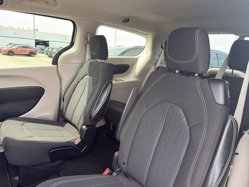 Used 2024 Chrysler Voyager LX FWD image 30