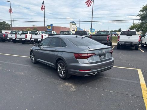 Used 2019 Volkswagen Jetta R-Line FWD image 7