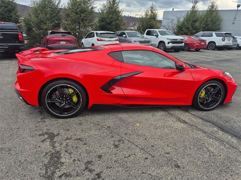 Used 2022 Chevrolet Corvette Stingray Preferred Cpe w/ Z51 Performance Package image 16