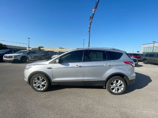 Used 2016 Ford Escape Titanium AWD/4WD image 2