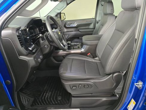 Used 2024 Chevrolet Silverado 1500 LTZ w/ Technology Package image 19