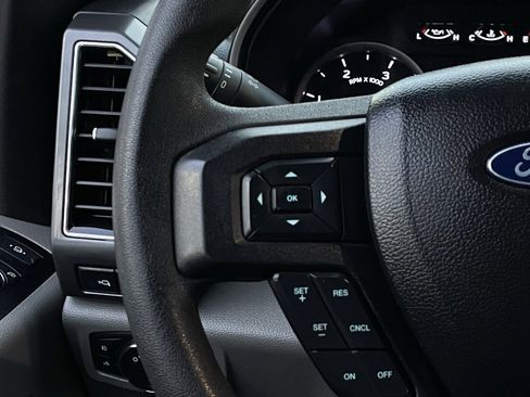 Used 2020 Ford F350 XLT w/ XLT Premium Package image 13