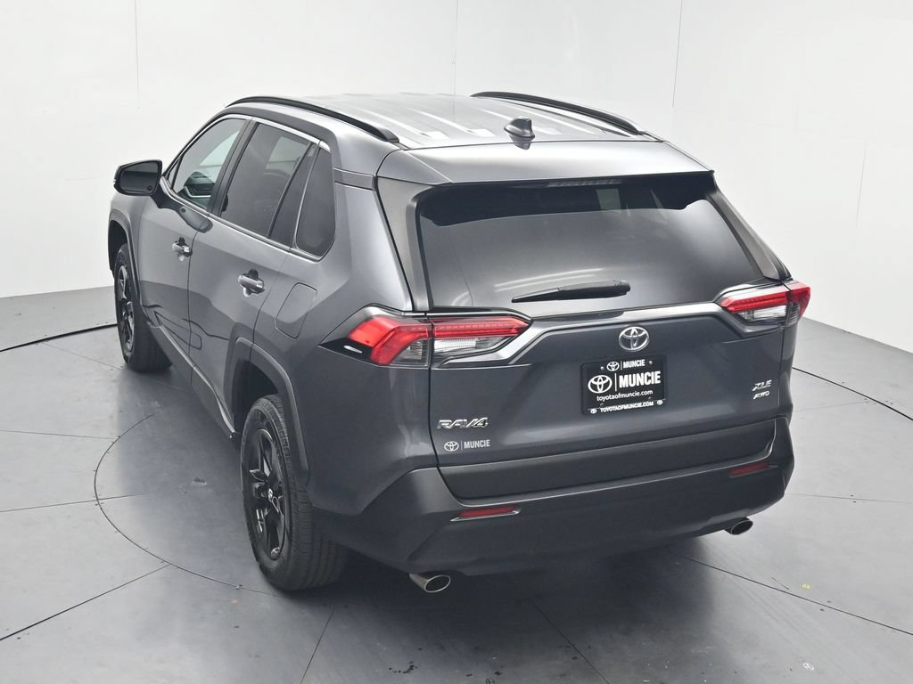 Used 2021 Toyota RAV4 XLE AWD/4WD image 44