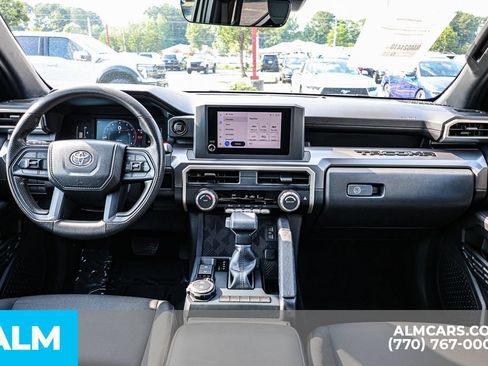 Used 2024 Toyota Tacoma SR5 AWD/4WD image 28