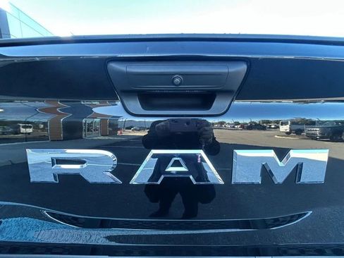 Used 2025 RAM 1500 Big Horn AWD/4WD image 9