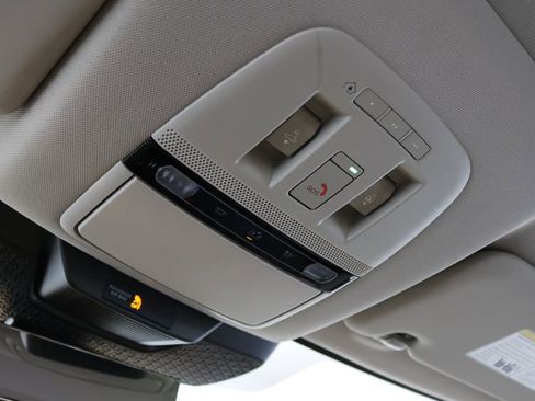 Used 2023 Nissan Ariya AWD image 50