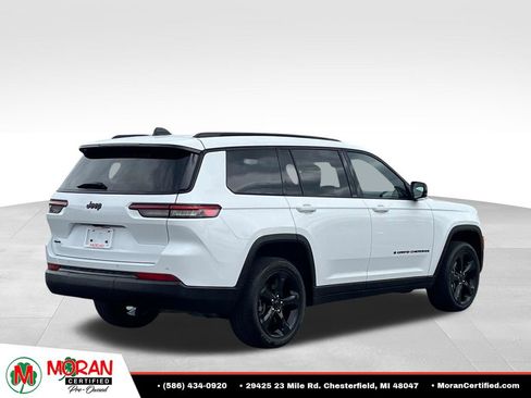 Used 2024 Jeep Grand Cherokee L Altitude AWD/4WD image 5