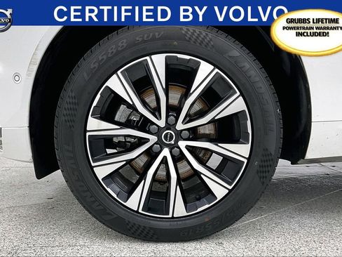 Certified 2023 Volvo XC60 B5 Plus w/ Climate Package image 12