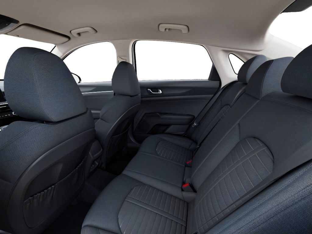 New 2026 Kia K5 LXS FWD image 18