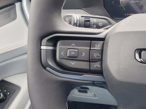 New 2026 Jeep Cherokee Limited AWD/4WD image 17