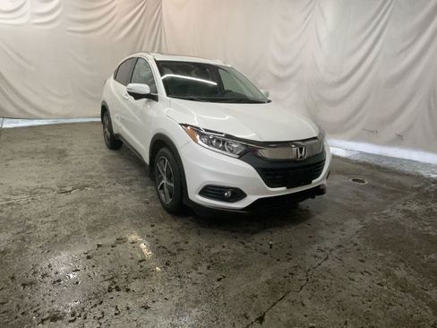 Used 2022 Honda HR-V EX image 1