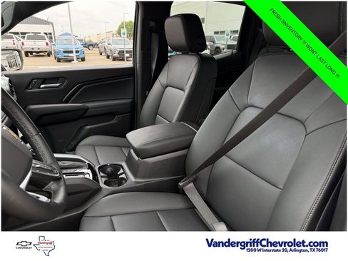 New 2026 Chevrolet Colorado LT w/ LT Convenience Package AWD/4WD image 21