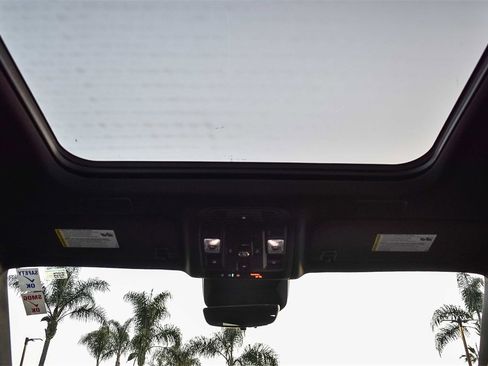 Used 2021 Cadillac Escalade Premium Luxury w/ Driver Assist Tech Package image 15