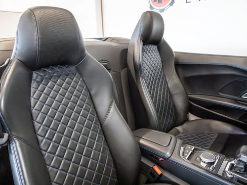 Used 2018 Audi R8 V10 plus AWD/4WD image 36