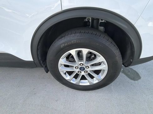 Used 2022 Ford Escape SE w/ Convenience Package AWD/4WD image 6
