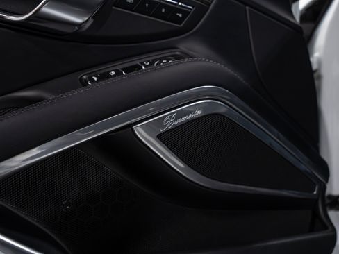 Used 2015 Porsche 911 Turbo S w/ High-end Infotainment Package image 39