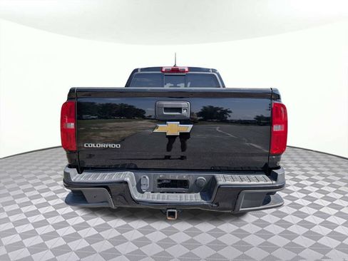 Used 2016 Chevrolet Colorado Z71 RWD image 4
