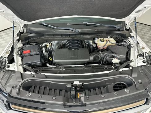 Used 2023 Chevrolet Suburban High Country AWD/4WD image 32