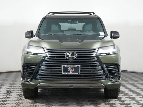 Used 2025 Lexus LX 700h Overtrail AWD/4WD image 10