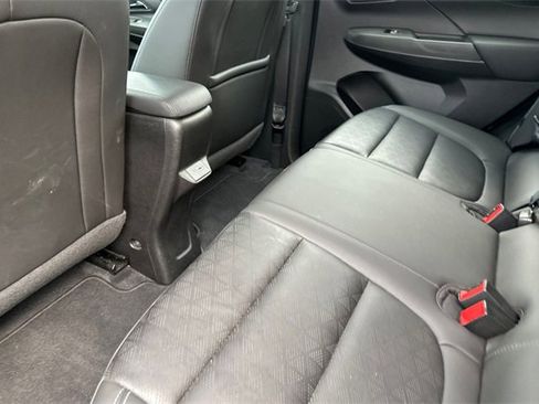 Used 2022 Chevrolet Bolt LT w/ Infotainment Package image 13