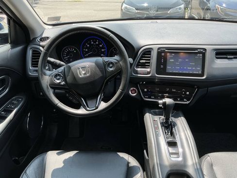 Used 2018 Honda HR-V EX-L image 16