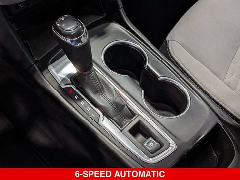 Used 2018 Chevrolet Equinox LS FWD image 21