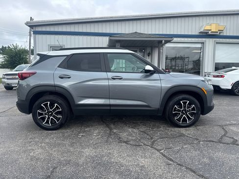 Used 2021 Chevrolet TrailBlazer ACTIV w/ Sun and Liftgate Package AWD/4WD image 8