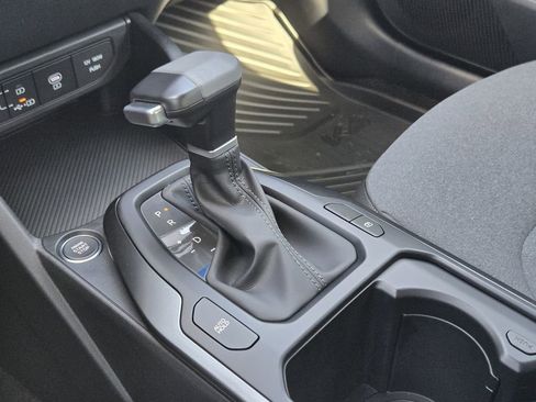 New 2026 Kia K4 FWD image 17