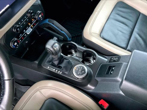 Used 2023 Ford Bronco Wildtrak AWD/4WD image 13