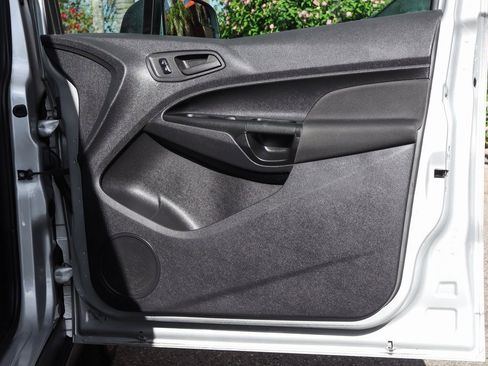 Used 2016 Ford Transit Connect XL image 34