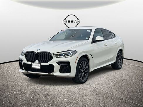 Used 2023 BMW X6 xDrive40i w/ Executive Package image 4