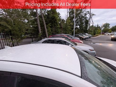Used 2025 Toyota Corolla LE FWD image 10