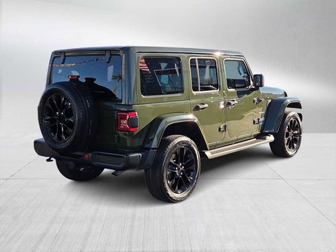 Used 2021 Jeep Wrangler Unlimited Sahara image 8