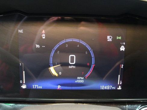 Used 2025 Chevrolet Trax RS image 22