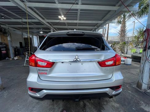 Used 2019 Mitsubishi Outlander Sport SE FWD image 4