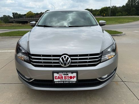 Used 2014 Volkswagen Passat 1.8T SEL Premium FWD image 3