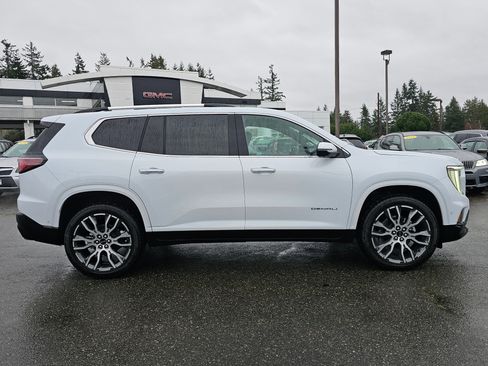 New 2026 GMC Acadia Denali Ultimate w/ LPO, Floor Liner Package image 8