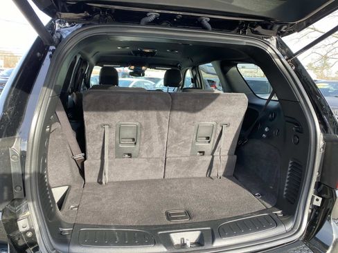 Used 2023 Dodge Durango GT image 5