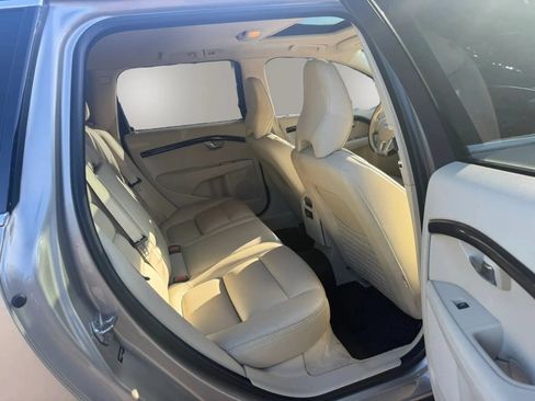 Used 2015 Volvo XC70 T6 Platinum AWD/4WD image 27