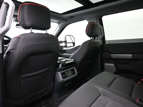 Certified 2026 Ford F250 Lariat w/ Lariat Ultimate Package image 23