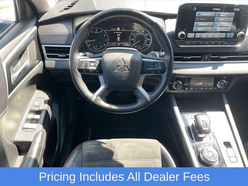 Used 2024 Mitsubishi Outlander SE AWD/4WD image 19