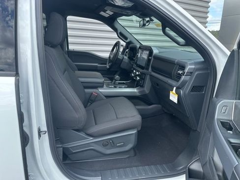 New 2025 Ford F150 XLT w/ Equipment Group 302A MID image 32