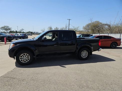 Used 2019 Nissan Frontier SV image 5