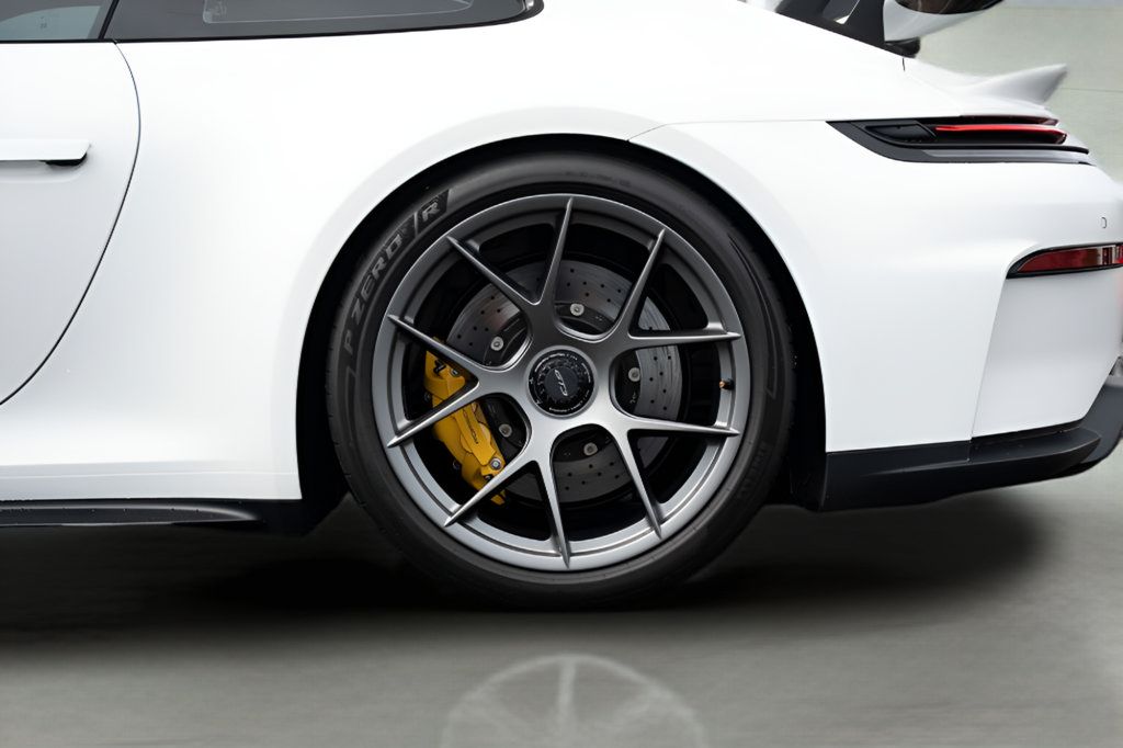 Used 2026 Porsche 911 GT3 RWD image 23