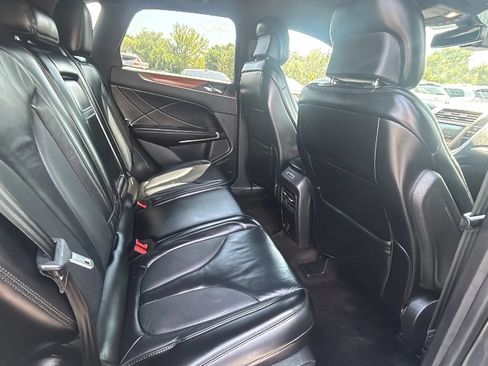 Used 2018 Lincoln MKC Select w/ Select Plus Package AWD/4WD image 12