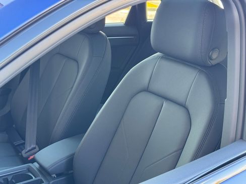 New 2025 Audi Q3 2.0T Premium image 18