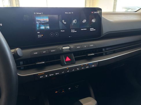 Used 2025 Kia K4 LXS image 20