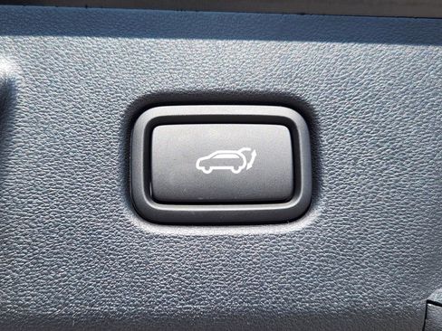 New 2026 Hyundai Tucson Limited FWD image 9
