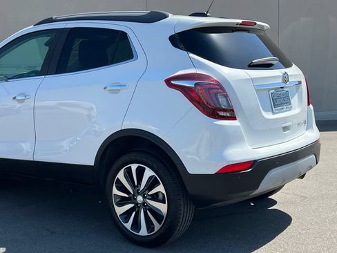 Used 2021 Buick Encore Preferred w/ Safety Package II AWD/4WD image 8