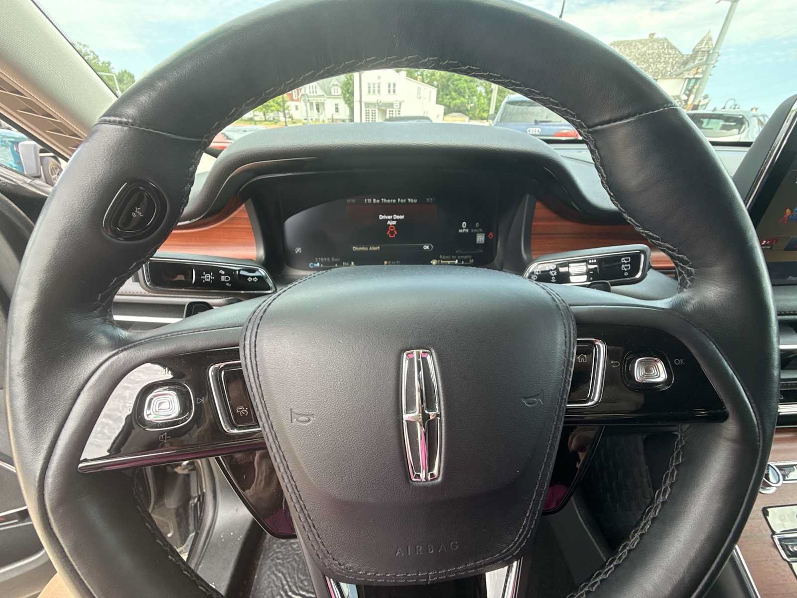 Used 2024 Lincoln Aviator Reserve AWD/4WD image 11